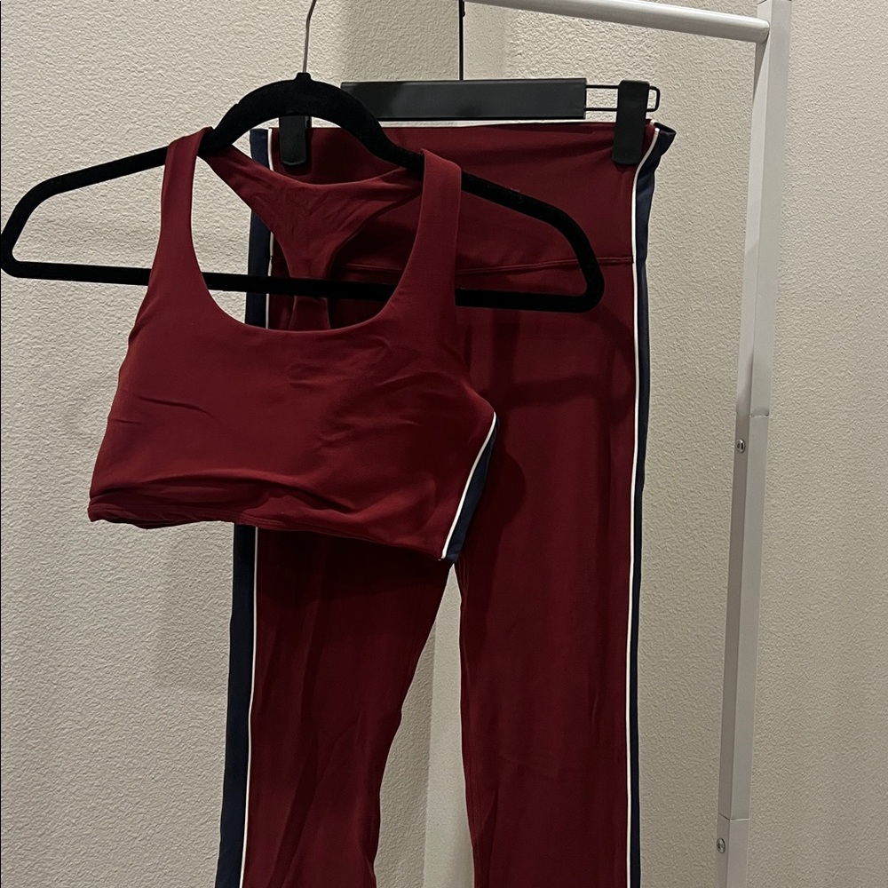 Target all in motion set w/ contrast stripe